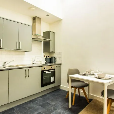 Holiday home Appealing In Bradford Near Forster Square Retail Park *
