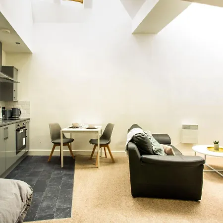 Appealing In Bradford Near Forster Square Retail Park *