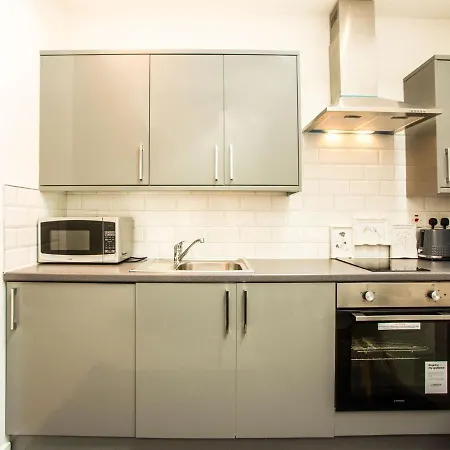 Appealing In Bradford Near Forster Square Retail Park Holiday home Bradford (West Yorkshire)